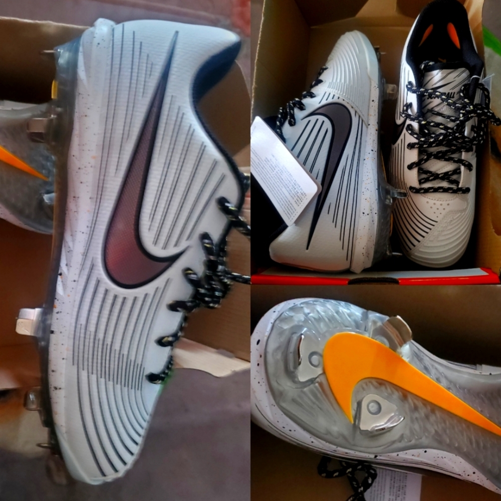 NIKE Mens 7.5/Women's metal cleats Iridescent swoosh